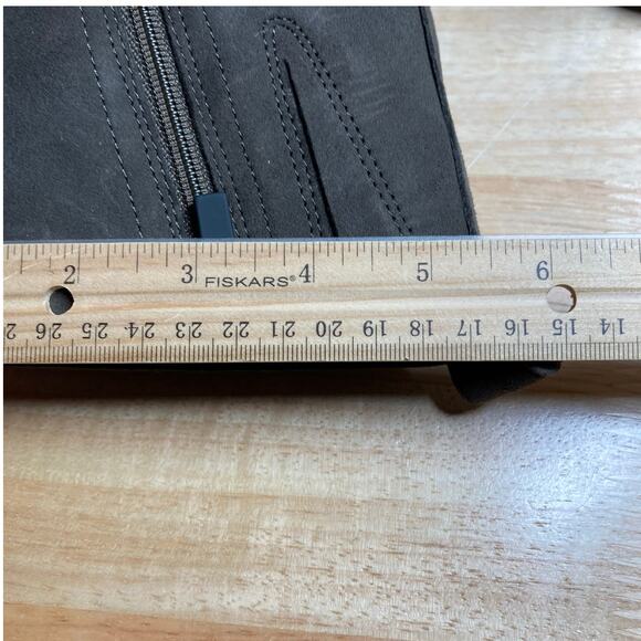 Clarks Loriini May Suede Bootie Sz 11 M Mole Grey Suede(Brown) New - Picture 9 of 11